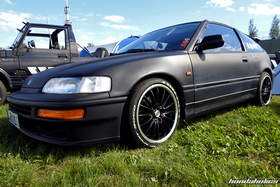 Mattschwarzer CRX EE8